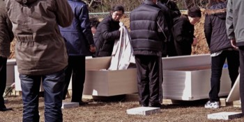  3/26 temporary communal burial, Kesennuma City 